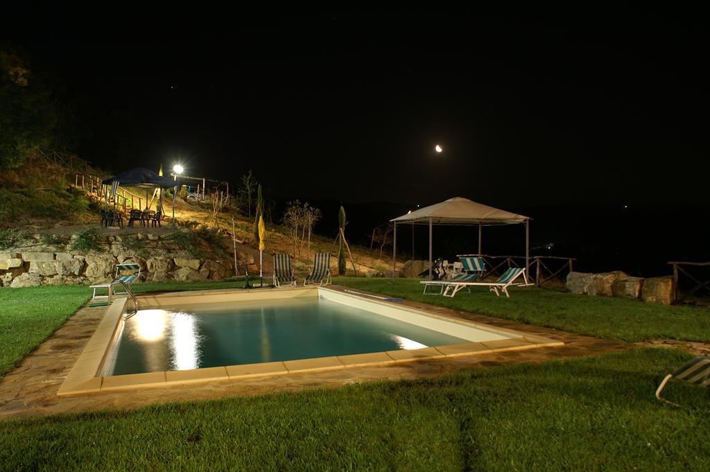 La Rocca Della Magione Villa Monteriggioni Bagian luar foto